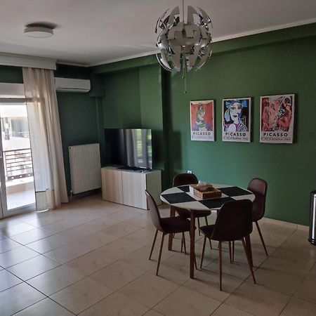 Cozy Apt! Friends & Family - Private Paid Parking Thessaloníki Ngoại thất bức ảnh