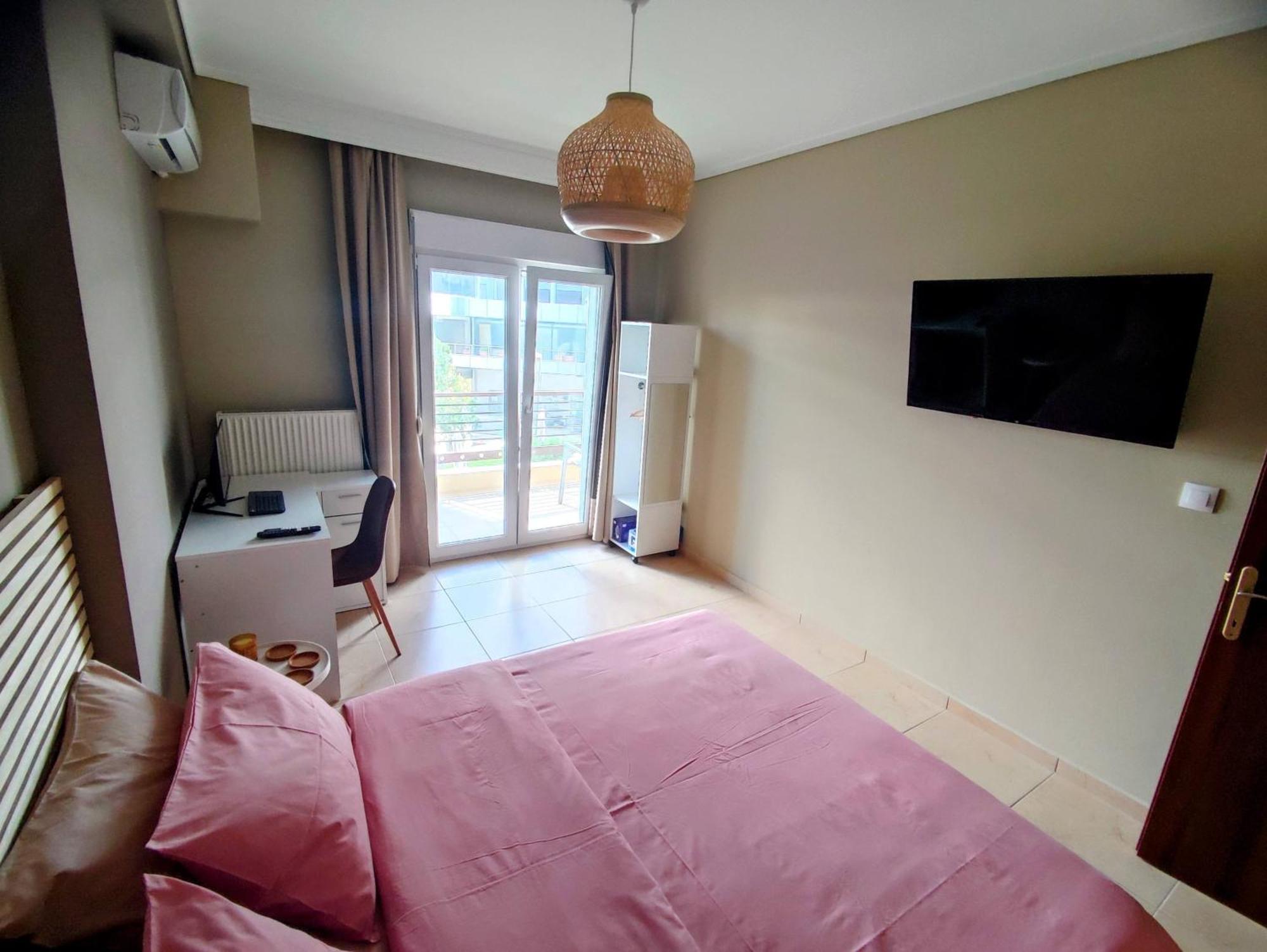 Cozy Apt! Friends & Family - Private Paid Parking Thessaloníki Ngoại thất bức ảnh