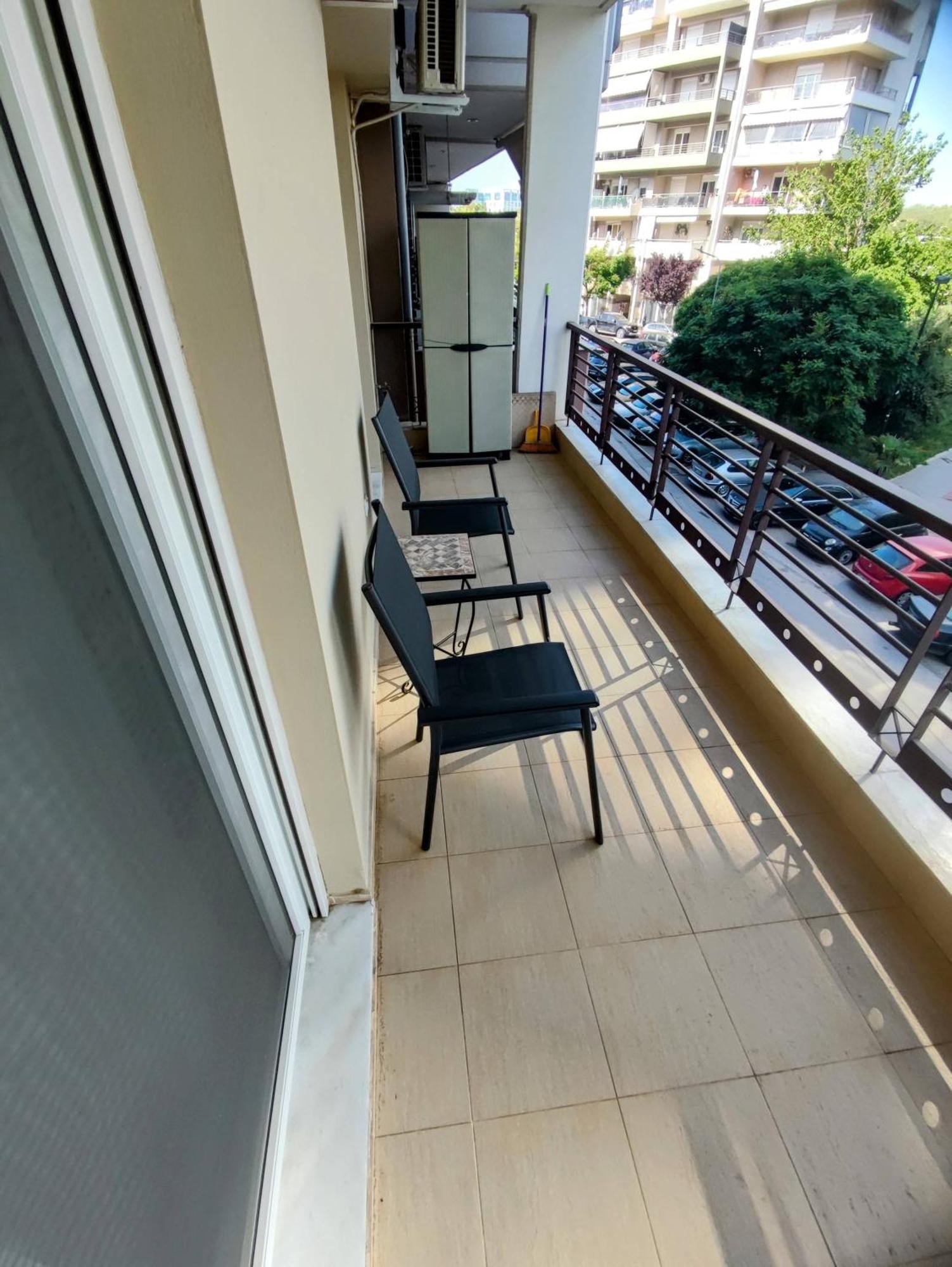Cozy Apt! Friends & Family - Private Paid Parking Thessaloníki Ngoại thất bức ảnh